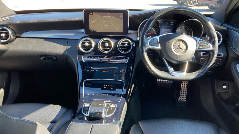 Mercedes-Benz C-Class C250d AMG Line Premium Plus 4dr Auto Diesel Saloon